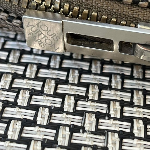 Louis Vuitton  Citaden in Damier Geant Canvas - Picture 12 of 16